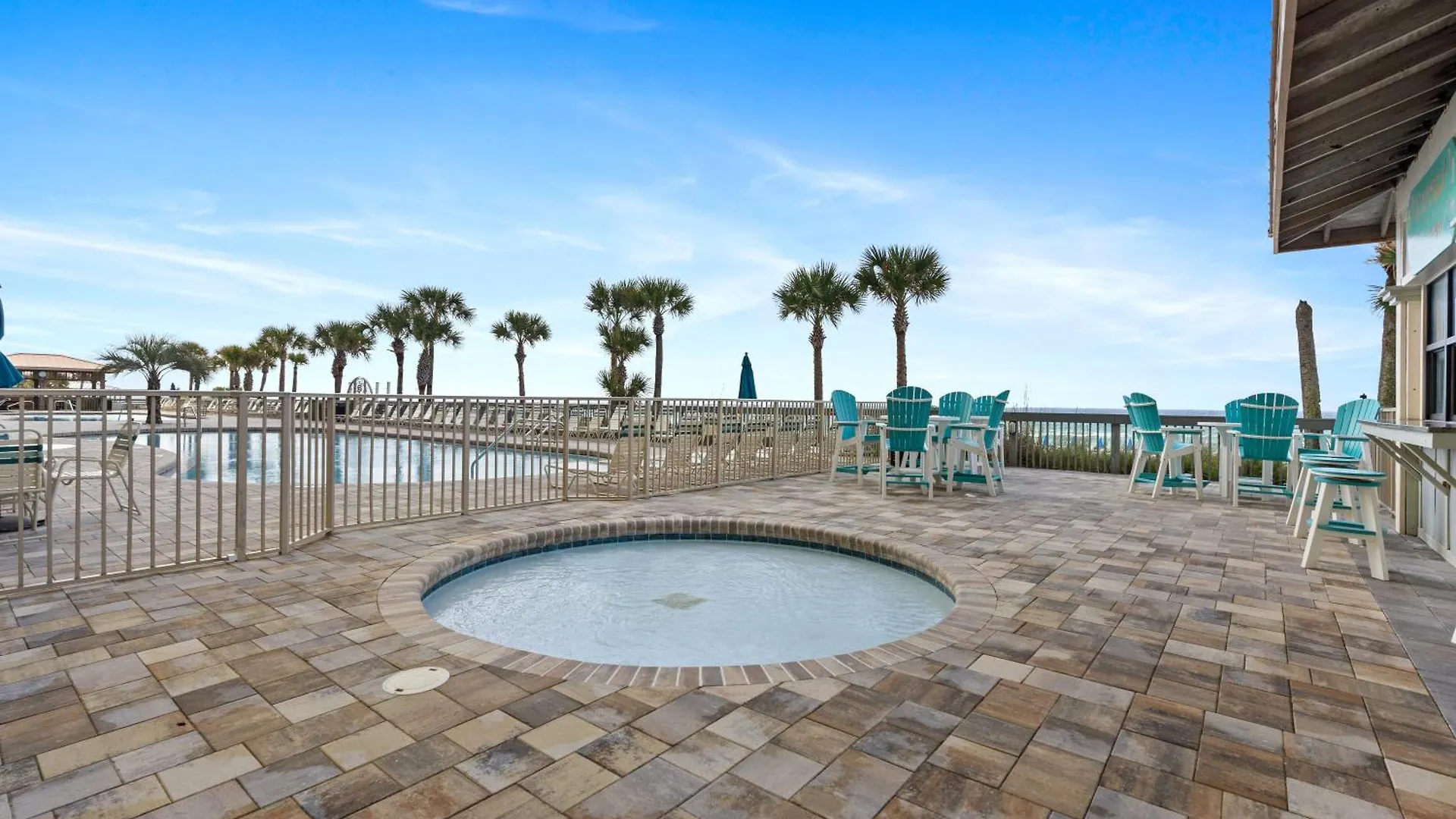 Newly Renovated Luxury Ocean Front Condo! Top Floor Condo With Penthouse Ocean Views! Panama City Beach Holiday home