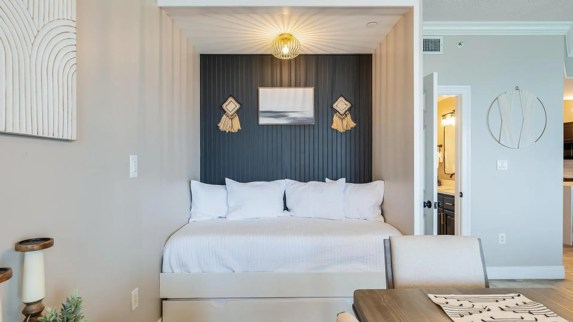 Newly Renovated Luxury Ocean Front Condo! Top Floor Condo With Penthouse Ocean Views! Panama City Beach United States