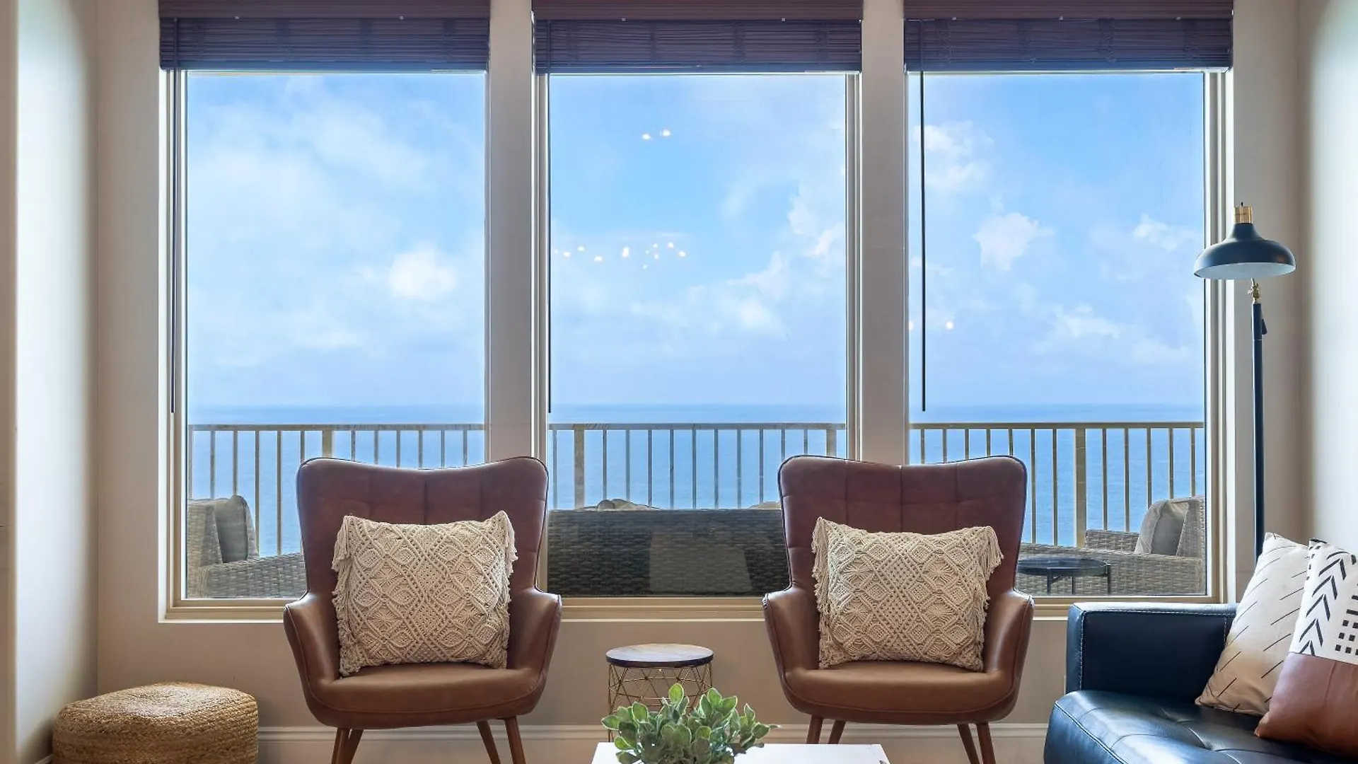 Newly Renovated Luxury Ocean Front Condo! Top Floor Condo With Penthouse Ocean Views! Panama City Beach