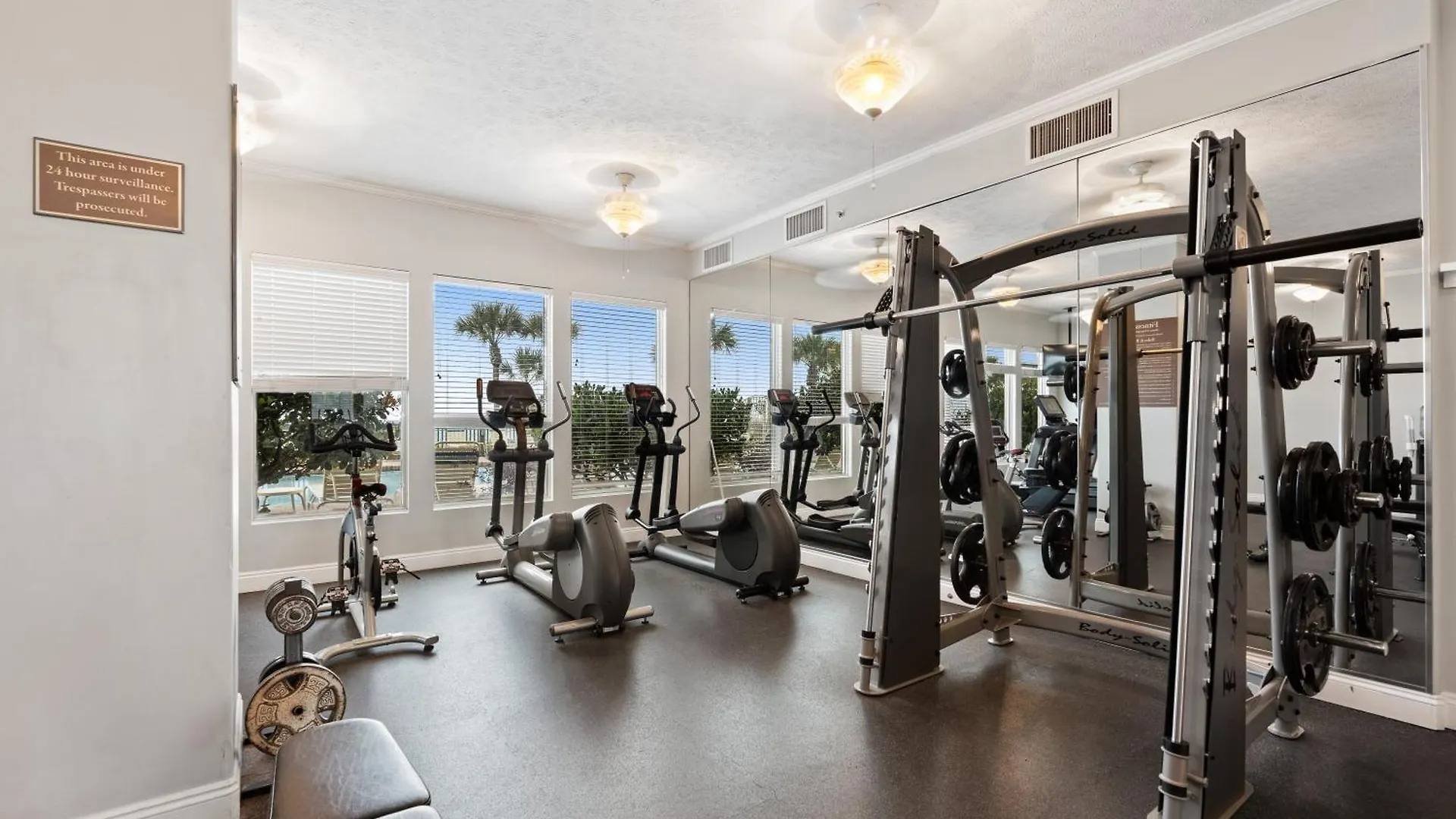 Newly Renovated Luxury Ocean Front Condo! Top Floor Condo With Penthouse Ocean Views! Panama City Beach Holiday home