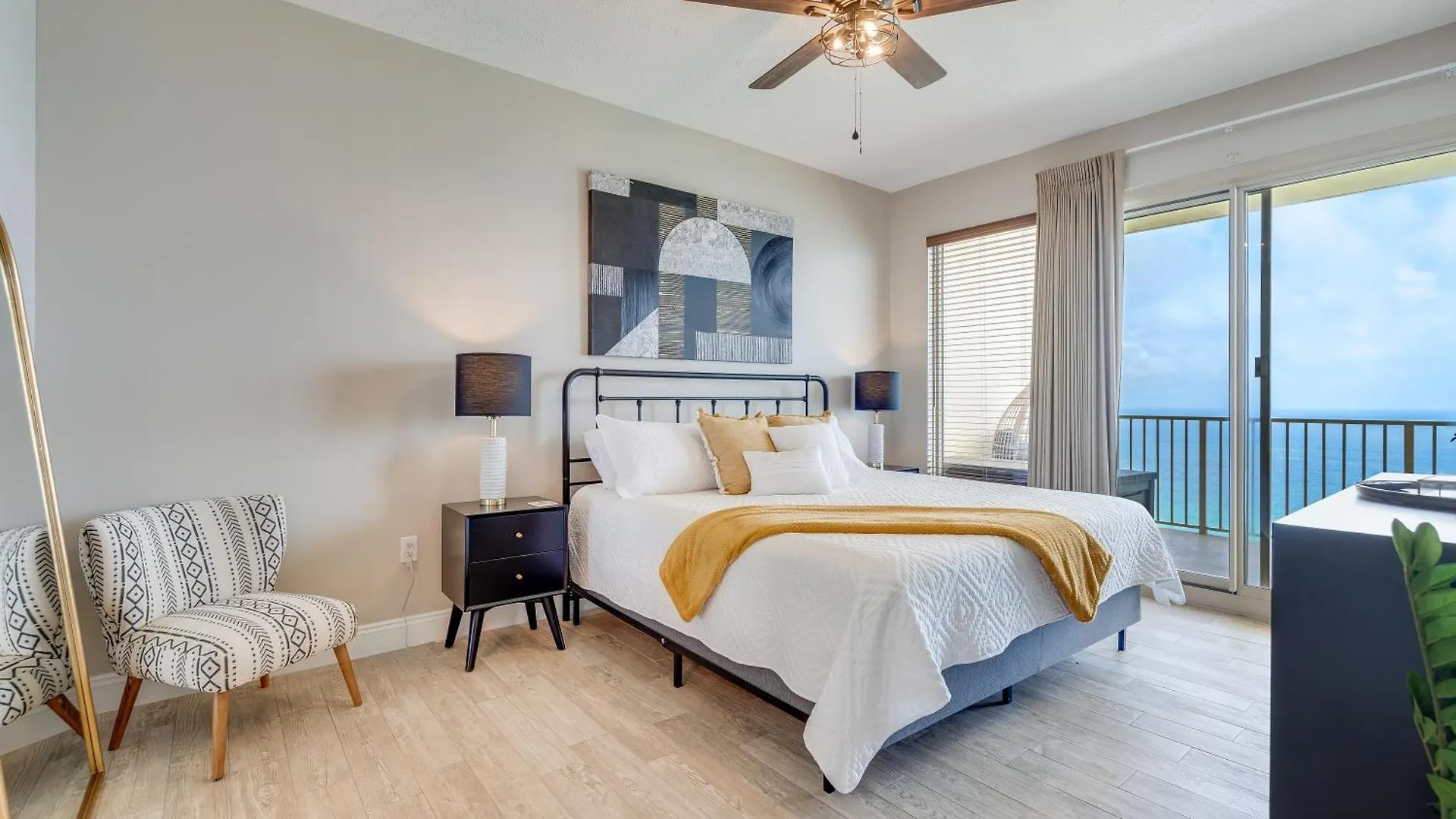 Newly Renovated Luxury Ocean Front Condo! Top Floor Condo With Penthouse Ocean Views! Panama City Beach 0*,  United States