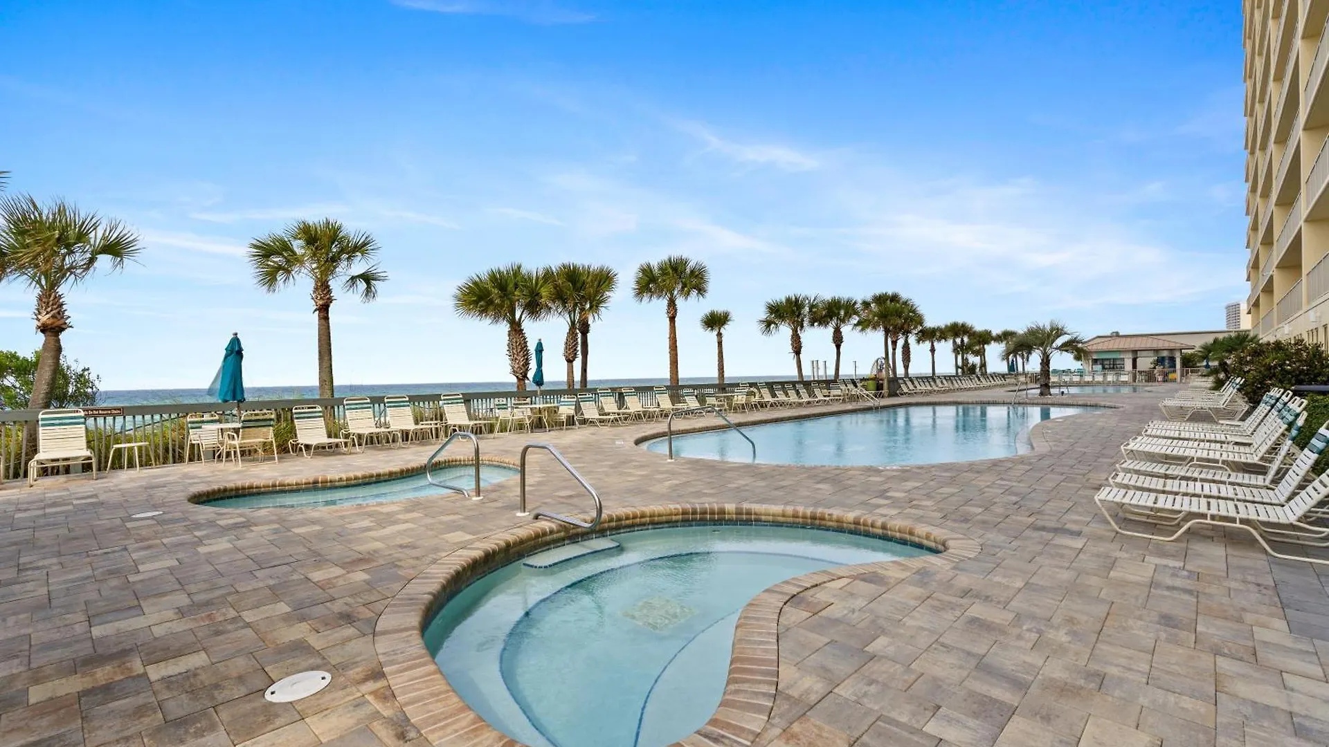 Newly Renovated Luxury Ocean Front Condo! Top Floor Condo With Penthouse Ocean Views! Panama City Beach 0*,
